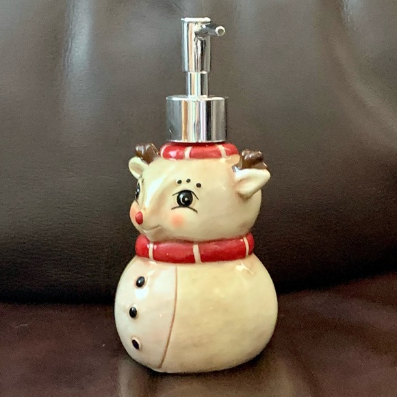 Johanna Parker Christmas Reindeer Ceramic Soap Dispenser - Picture 11 of 13